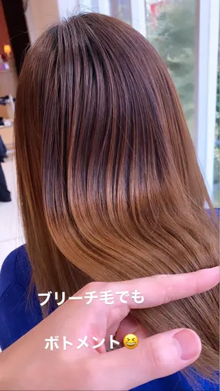 ロング graxi'    グラシー所属・ブリーチ/ハイトーン SERINAのヘアスタイル