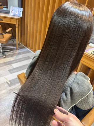 ロング 岡本樹一 🍁のヘアスタイル