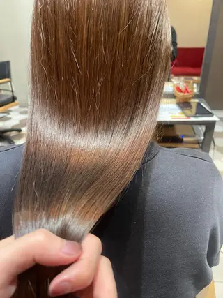 ロング シンタニナオト /梅田茶屋町のヘアスタイル