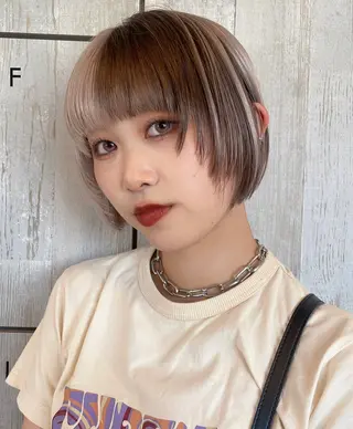 ショート カラー ベージュ/透明感/ 桃子のヘアスタイル