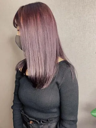 stylist ネネのヘアスタイル