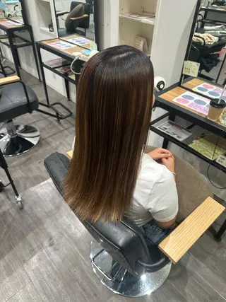 セミロング パーマ 艶髪レイヤー上田 紗也🇰🇷💗のヘアスタイル