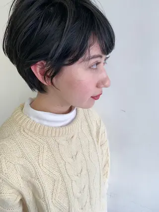 ショート nuu所属・💜ショート💜 ウルフ、ボブ二色亜美のヘアスタイル