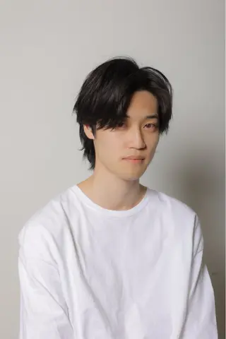 ミディアム パーマ メンズ MEN'S 限定 / 杉田 星成のヘアスタイル