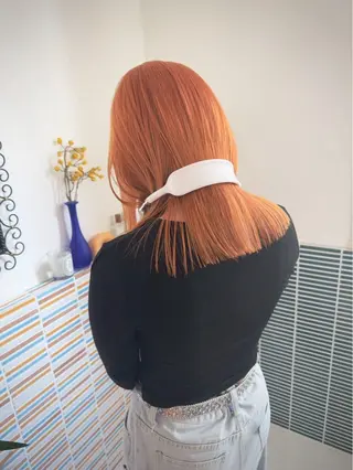 ロング ホワイトカラー/梅田 ハイトーン/しんのヘアスタイル