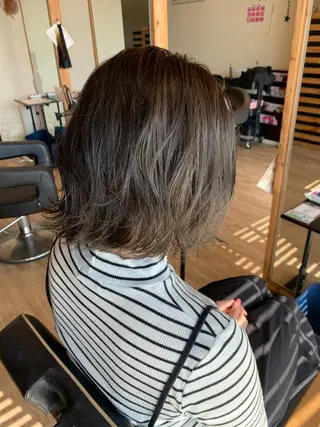 ショート カラー 大久保 隆蔵のヘアスタイル