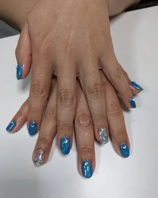 ネイル 三谷 さやかのネイルデザイン