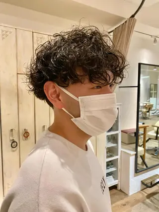 パーマ メンズ BELLA阿部野 TOMOMIのヘアスタイル