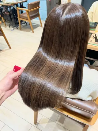 ロング LOST CITY 横浜所属・🪐脱白髪染め 🪐松尾菜々美のヘアスタイル