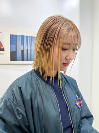 ショート カラー トレンドボブ /ミリヤのヘアスタイル