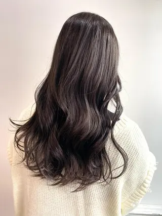 ロング CHIBA/マンツー マン/艶髪と透け感のヘアスタイル