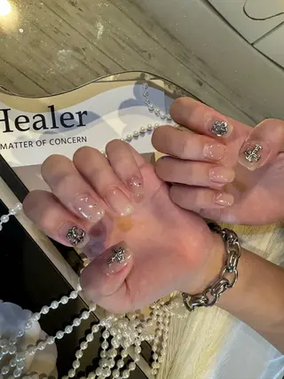 ネイル 濱岡 咲のネイルデザイン