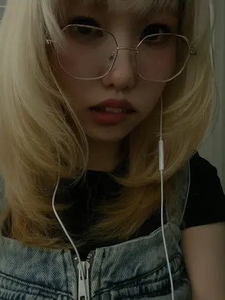 ロング 透明感カラー/ 個性派🩶LANAのヘアスタイル