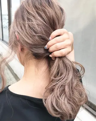 ミディアム カラー ヘアアレンジ Mariana/ 鶴原-ハイライトのヘアスタイル