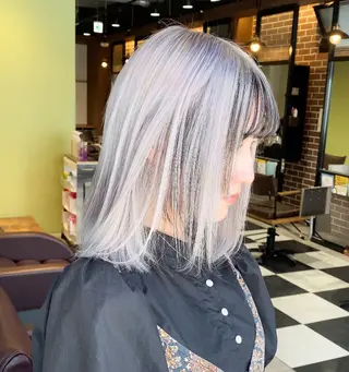 ロング 透明感ブリーチ/ メンズパーマのヘアスタイル