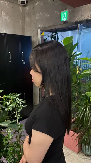 カラー 設樂 優心のヘアスタイル