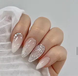 ネイル EMI ANA.CHUOのネイルデザイン