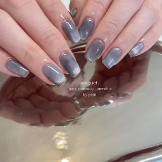 ネイル essence所属・pétit maakoのネイルデザイン