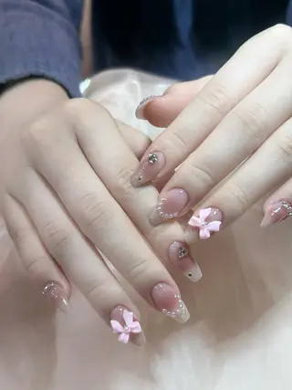 ネイル VIVIAN リサのネイルデザイン