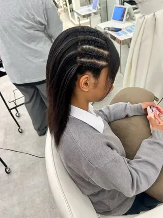 セミロング ヘアアレンジ はるか/ブリーチカラ ー/ヘアアレンジ🤍のヘアスタイル