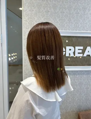 ロング 暖色カラー/ブリーチ なしカラー/艶カラーのヘアスタイル