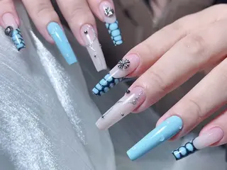 ネイル NANAネイルサロン 【長さだし専門店】のネイルデザイン