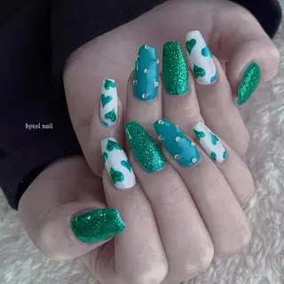 ネイル byeol  nail (ビョルネイル)所属・🌧byeol nail🤍のネイルデザイン