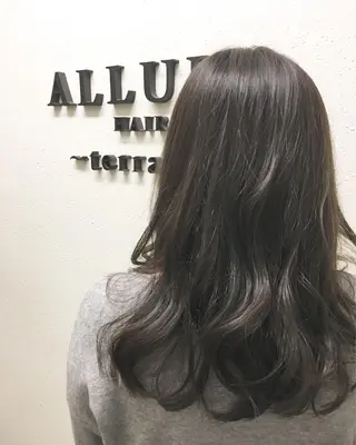 セミロング カラー 松田 和樹のヘアスタイル