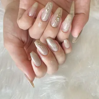 ネイル Ray. ／綺麗目ニュアンスのネイルデザイン