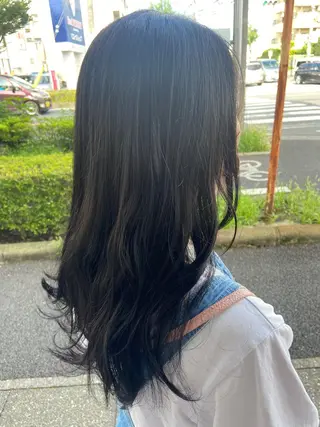セミロング カラー ハラダ ヒナミのヘアスタイル