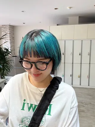 ショート カラー KEEN.渋沢/ 横溝小夏のヘアスタイル