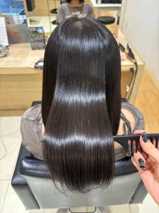 ロング 松岡 ひなののヘアスタイル