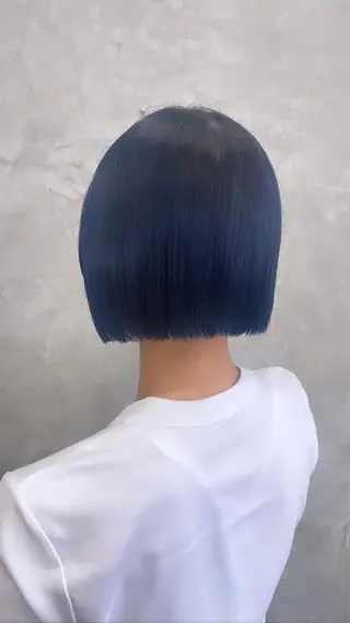 ショート カラー 佐伯 鼓乃美のヘアスタイル