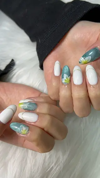 ネイル Blessed:N ブレストのネイルデザイン