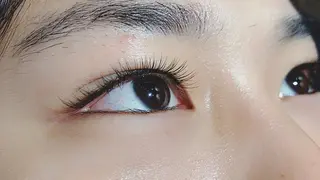 マツエク・マツパ ANNE梅田 GRACE店所属・ANNE chizuのマツエク・マツパデザイン