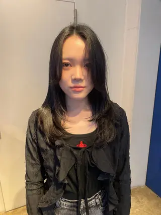 セミロング カラー RIN／韓国ヘア レイヤーカットのヘアスタイル