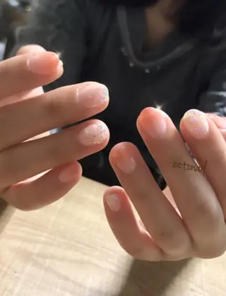 ショート ネイル ツメトマツゲ .のネイルデザイン