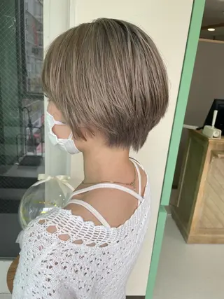 ショート カラー 韓国ヘア/レイヤー/ 暖色カラー/ Aiのヘアスタイル