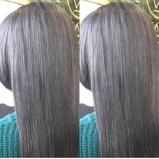 セミロング カラー Hanna by W_SALONのヘアスタイル