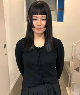 ミディアム やまもと さえのヘアスタイル