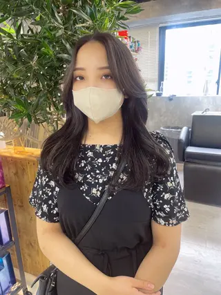 ロング カラー 宮城 ほのかのヘアスタイル