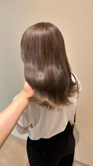 セミロング junna‎🤍調布 まつ毛/眉 激安のマツエク・マツパデザイン