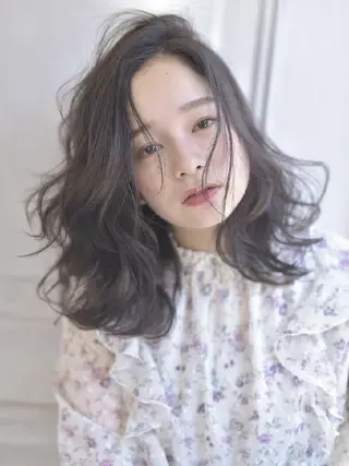 ミディアム AVANCE. 広島本通店のヘアスタイル