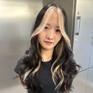 ロング 🤍Suzuka🤍 ハイトーン/ブリーチのヘアスタイル