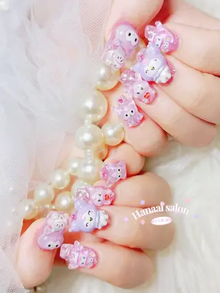 ミディアム Hanaai Salon新大久保店のネイルデザイン