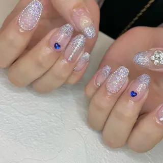 ネイル b'6 by Stir所属・b'6 SAKINAのネイルデザイン