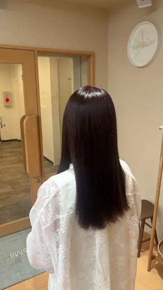 カラー きょうか🍑 鎌倉/艶カラー💜のヘアスタイル