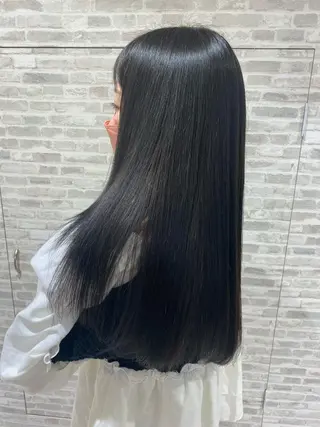 ロング 小金丸 里沙のヘアスタイル