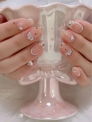 ネイル クイーンズネイル銀座所属・Queeens nailのネイルデザイン