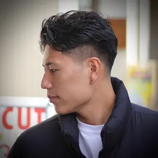 ミディアム メンズ KINGSMAN TOKYO BARBERSHOP 本店所属・Syuta 💈KINGSMANのヘアスタイル